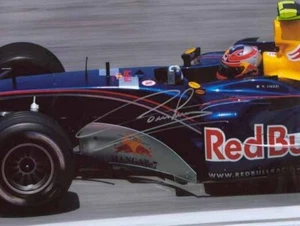 Vitantonio Liuzzi - Fórmula 1 - Foto firmada - Certificado de autenticidad (23482) - Imagen 1 de 1