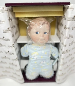 Ashton Drake Porzellanpuppe JOHNNY Yolanda Bello 1993 Retired Doll - Bild 1 von 9