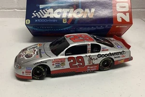 Action 1:24 2001 #29 GOODWRENCH KEVIN HARVICK LOONEY TUNES TAZ DEVIL TASMANIAN - Picture 1 of 11