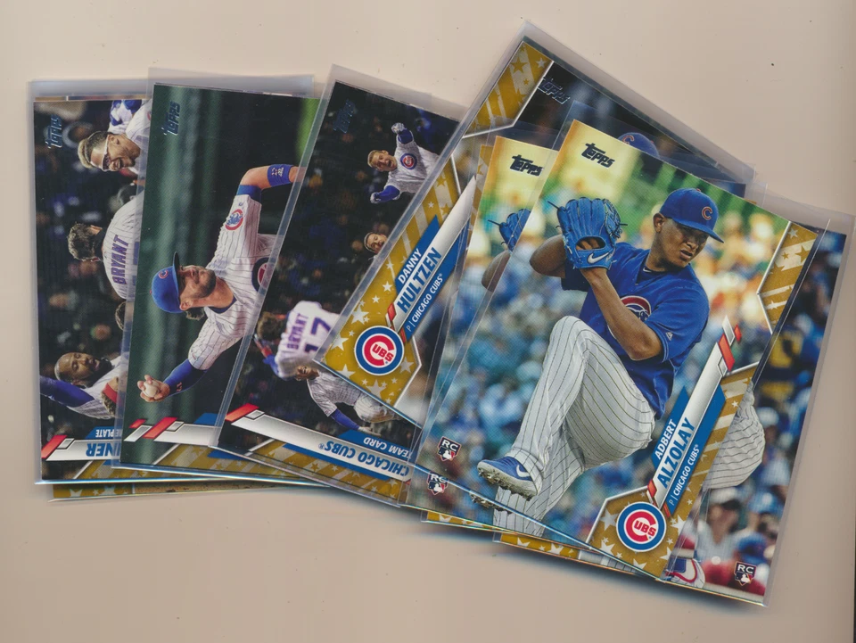 2020 Topps Factory Set Gold Star Parallel Star Players and Rookies Chicago Cubs - Image 1 of 1