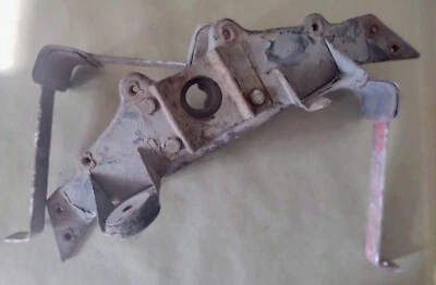 Soporte de núcleo de radiador y soporte de batería para SUNBEAM Talbot 90 y Alpine (1953-1955) Foto 1 de 4