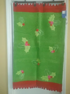 Holiday Christmas Rug Target Sleddin' Hill 100% Cotton 30in X 50in Holly NEW - Picture 1 of 4