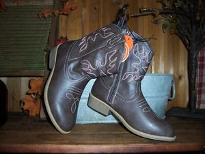 WONDER NATION GIRLS COWBOY BOOTS SHOES SIZE 1 BROWN COUNTRY WESTERN DESIGN NEW - Picture 1 of 1