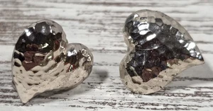 Vintage Hammered Silver Tone "Precious Hearts" Clip-On Earrings Avon - Picture 1 of 4