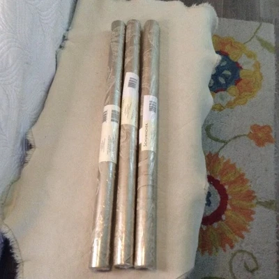 NOS Antonia Vella Geometric Gold/Silver Wallpaper; Contemporary, Quality, Bold - Image 1 of 4