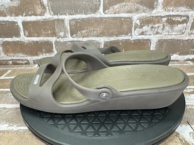 Crocs Patricia Sandálias Slides Sem Tiras Marrom Feminino Tamanho 11 - Imagem 1 de 4