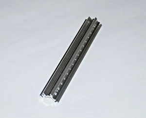 nvent / PENTAIR / SCHROFF PIU 4/5 ESQUINA EXRU. 167D COM 34811381 - Imagen 1 de 5