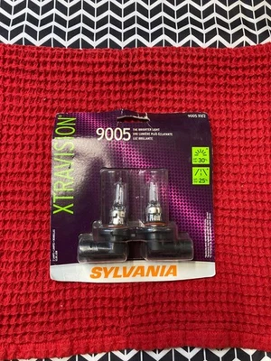 Sylvania 9005 Xtravision pair of bulbs 2 bulbs - Image 1 of 4