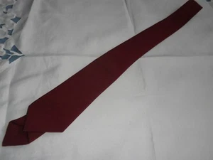 MAROON POLYESTER JUNIOR TIE - 41" LENGTH - BRAND NEW SHOP STOCK - Picture 1 of 3