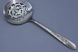 Oneida Nobility Plate ROYAL ROSE Tomato Server 7-7/8" Silver Plated Very Good - Picture 1 of 6