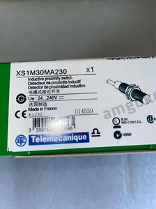  1PC NEW Schneider XS1M30MA230  Free Shipping     - Picture 1 of 4