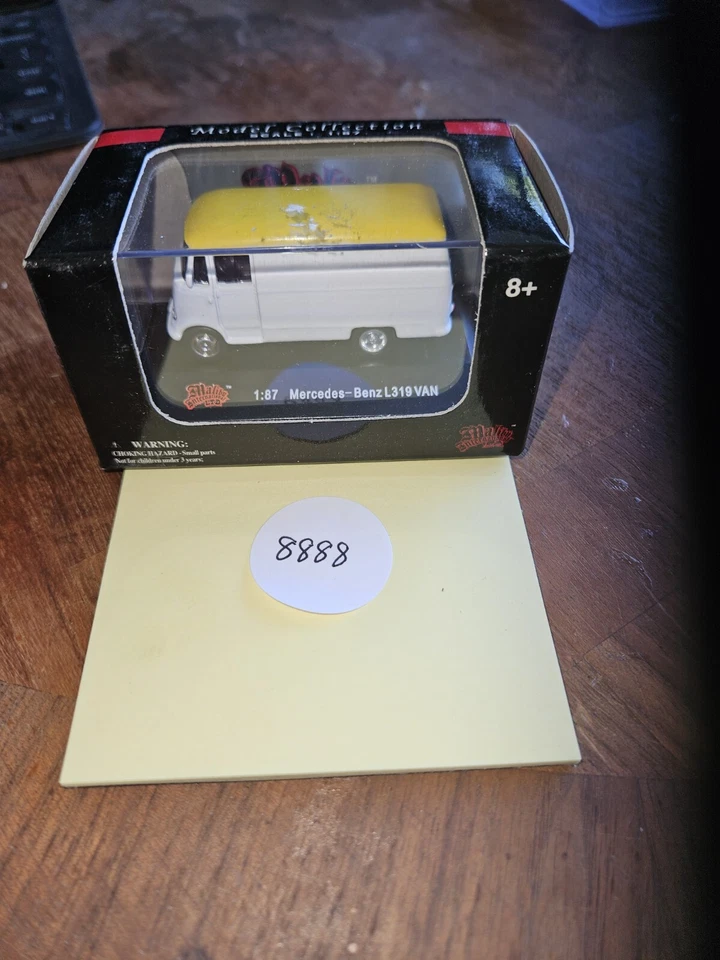 FURGONETA MERCEDES BENZ, ESCALA HO, NUEVA Foto 1 de 1