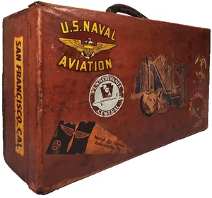 1920er VINTAGE RINDSLEDER REISEKOFFER, MIT US NAVAL AVIATION/NH/SF AUFKLEBERN - Bild 1 von 24