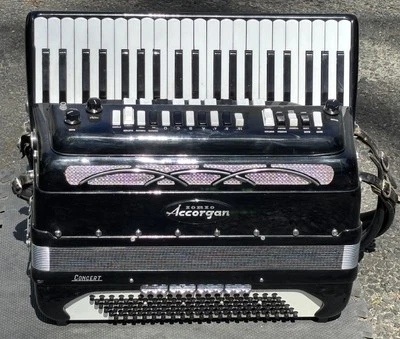 IORIO Concert ACCORGAN Accordion - Image 1 of 4