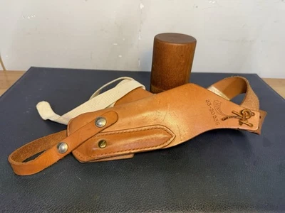 VINTAGE HUNTER 33-30 53S LIGHT BROWN LEATHER SHOULDER HOLSTER LAW ENFORCEMENT - Image 1 of 4