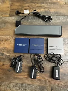 2 Netgear ProSafe GS105, 1 ProSafe Plus GS105e and 1 ProSafe 8 ports Switch - Picture 1 of 3