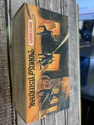 Matchbox Models of Yesteryear YFE04 1939 Bedford Tanker, Fire Engine Truck - Image 1 of 4