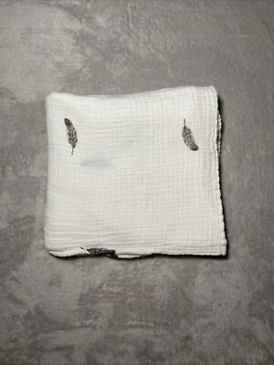 Manta para bebé pluma negra boho suave blanca muselina algodón Lovey 44"x44" Foto 1 de 3