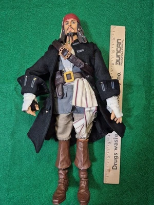 "Piratas del Caribe en el fin del mundo 2007 12"" Capitán Jack Sparrow de Zizzle" Foto 1 de 4