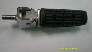 Yamaha FJ1200 Right Passenger Foot Peg Fits 1986-87 P/N 31A-27430-01-00 NEW - Picture 1 of 7
