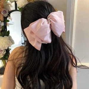 Rhinestone Oversized Bow Hair Clips Hair Styling Accessory - Picture 1 of 12