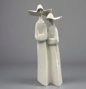 Vintage LLADRO Two Nuns 13” EUC Circa 1971 Third Lladro Mark Harder to Find - Picture 1 of 8