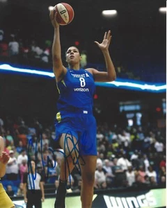 ELIZABETH LIZ CAMBAGE AUTOGRAPH SIGNED 8X10 PHOTO DALLAS WINGS COA - Picture 1 of 1