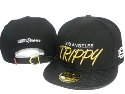 Sombrero con tirantes D9 Reserve TOKEY. LOS ANGELES Trippy Hebilla Dorada Ala Piel de Serpiente LA Foto 1 de 4