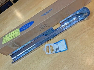 1969-71 Lincoln Mark III LH Radiator Grille Moulding Part # C8LY-8419-B - Image 1 of 4