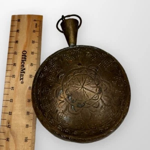 VTG OLD ANTIQUE OTTOMAN ISLAMIC ORIENTAL ORNATE BRASS GUN POWDER FLASK BOTTLE - Picture 1 of 6