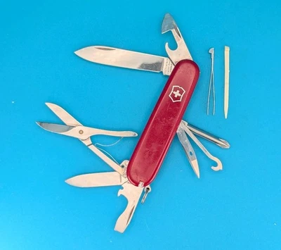 Victorinox Super Tinker Swiss Army Knife Multi Tool Red! - Image 1 of 4
