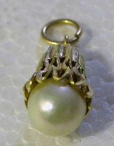 FINE 14K YELLOW GOLD BELL SHAPE PENDANT SET WITH HIGH QUALITY PEARL DIAMETER 7MM - Picture 1 of 3