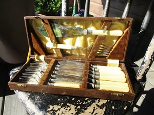 ANTIKES GEPUNZTES FISCH SERVIERSET - Bild 1 von 12