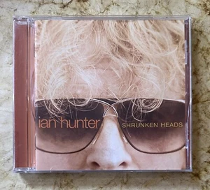 IAN HUNTER : Shrunken Heads : 2007 Yep Roc CD - VG+/VG - Foto 1 di 3
