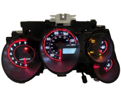 Cuadro de instrumentos velocímetro panel de instrumentos 2005-07 Pontiac Vibe 152.230 millas Foto 1 de 4