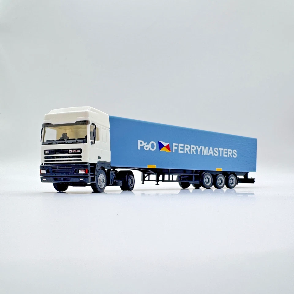 DAF 95 Truck with Semitrailer “P&O Ferrymasters” scale 1/87 (H0) - Image 1 of 4