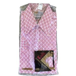 Vintage GRANTS Men's Wear Red Knit Short Sleeve Dress Shirt Size 15.5 Button - Picture 1 of 5