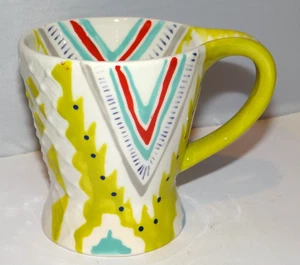 Anthropologie CADA PIEZA PINTADA A MANO Taza Taza Gres Grabado Artístico - Imagen 1 de 9