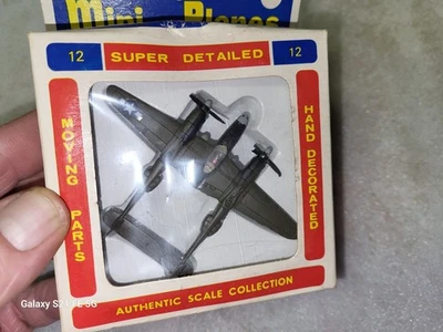 Mini Aviones Bachmann Iluminación P-38 Avión #12 Foto 1 de 3