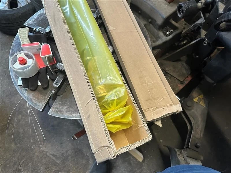 (LOCAL PICKUP ONLY) Front Drive Shaft NV233 Transfer Case 26.25 Inch Long Fits 0 Foto 1 de 3