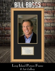 Tarjeta de hotel firmada por presentador/periodista de televisión Bill Boggs foto enmarcada personalizada - Imagen 1 de 4
