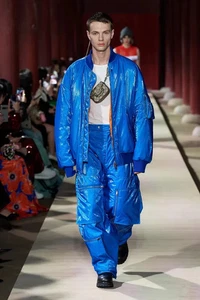 GUCCI - Bomberjacke neu mit Etikett 2024 blau Rip Stop, Größe L - Bild 1 von 9