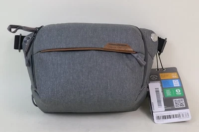 PEAK DESIGN EVERYDAY SLING | BEDS-3-AS-2 | ASH | NEW - Image 1 of 2