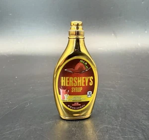 Mini Brands Hershey's Sciroppo di Fragole ORO SUPER RARO Hersheys Miniatura - Foto 1 di 11