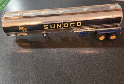 VTG Sunoco Tanker Trailer Toy Model by Nylint 70' s to early 80's Excellent Cond - Image 1 of 4