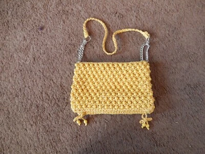 Bolso de Hombro Mod Amarillo 2 SECCIONES Cuentas Facetadas Rafia Paja Cadena Plateada Foto 1 de 4