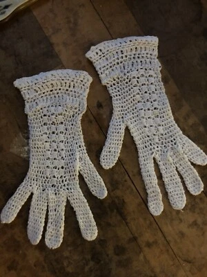 Vintage Antique 1900’s Edwardian 1920’s Dressy Cotton Gloves - Image 1 of 3