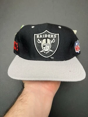 Logotipo Escudo Raiders De Colección Nuevo Con Etiquetas Talla 7 y 1/8 Ajustado, De Colección Starter Foto 1 de 4