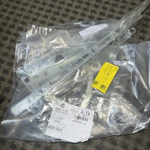 Genuine Mercedes W140 1992-1999 Left Front Window Regulator, 1407202946 - Picture 1 of 6