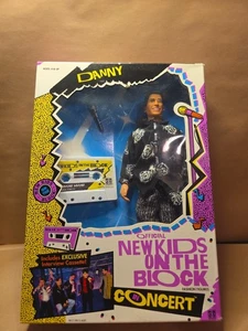 OFFICIAL NEW KIDS ON THE BLOCK --- FASHION FIGURES - IN CONCERT - DANNY 12 1/4" - Picture 1 of 2